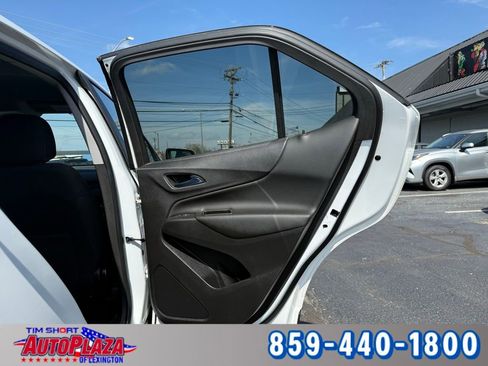 Used 2021 Chevrolet Equinox LT image 17
