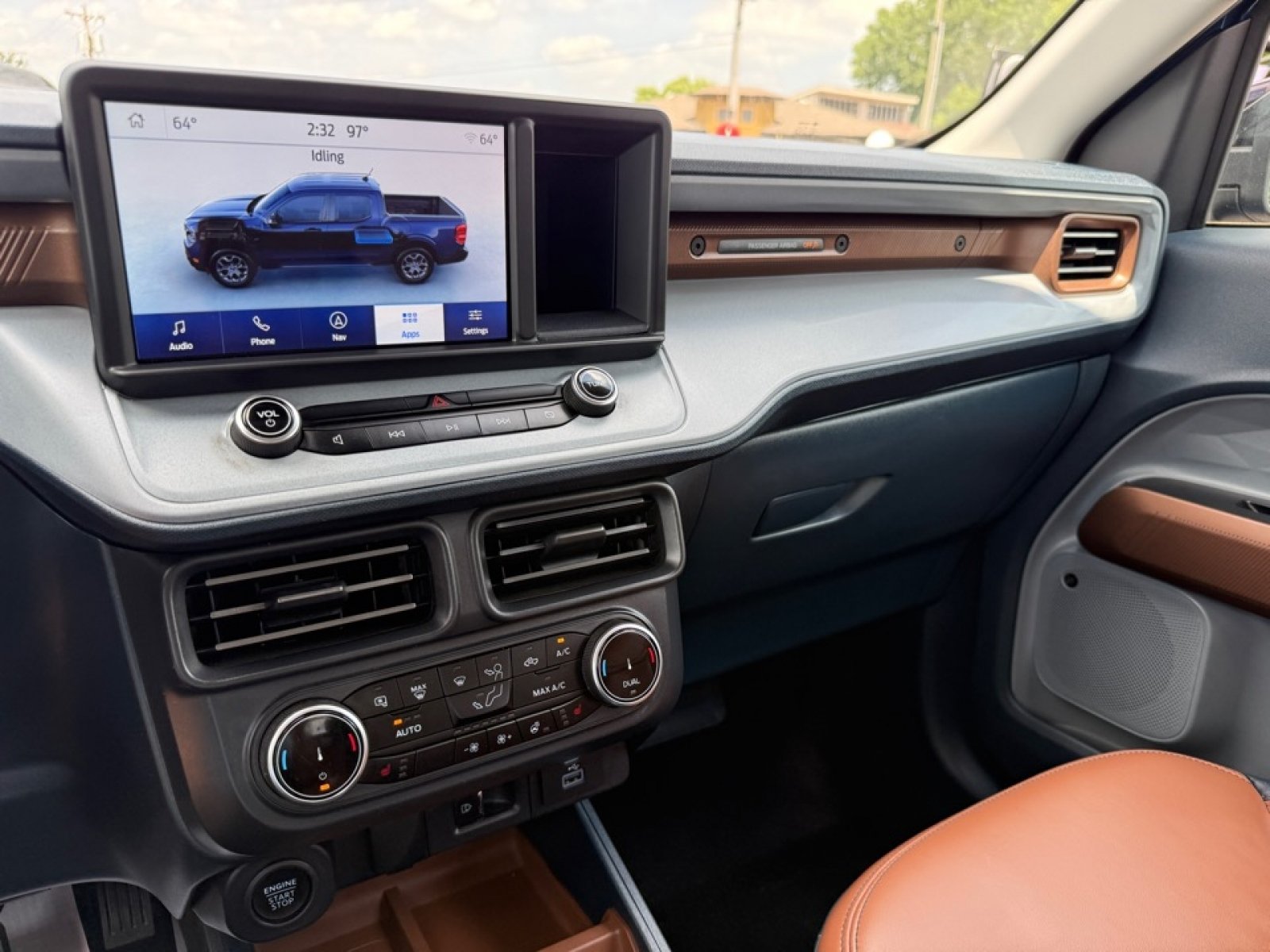 Used 2024 Ford Maverick Lariat FWD image 11