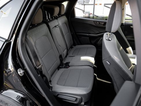 Used 2022 Ford Escape SE w/ Convenience Package image 48