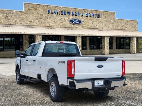 New 2026 Ford F250 4x4 Crew Cab Super Duty image 4