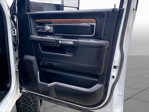 Used 2017 RAM 2500 Laramie w/ Sport Appearance Group AWD/4WD image 23