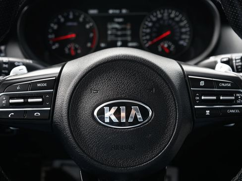 Used 2018 Kia Stinger GT2 AWD/4WD image 19