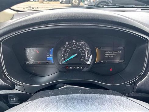 Used 2018 Ford Fusion SE w/ Equipment Group 201A FWD image 12