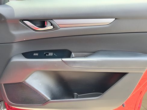 Used 2019 MAZDA CX-5 Sport FWD image 12