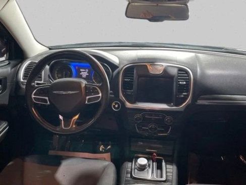 Used 2021 Chrysler 300 Touring w/ Sport Appearance Package image 13