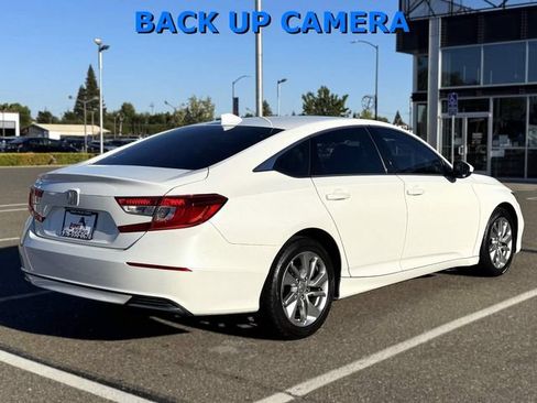 Used 2018 Honda Accord LX image 5
