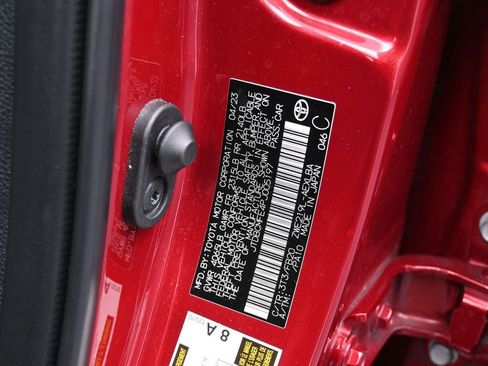 Used 2023 Toyota Corolla Hybrid Sedan image 17