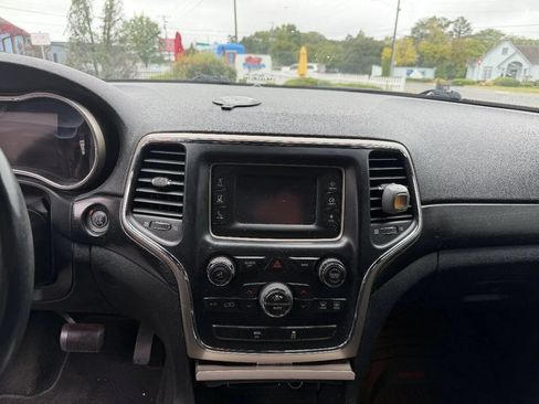 Used 2014 Jeep Grand Cherokee Laredo w/ Quick Order Package 23E AWD/4WD image 21