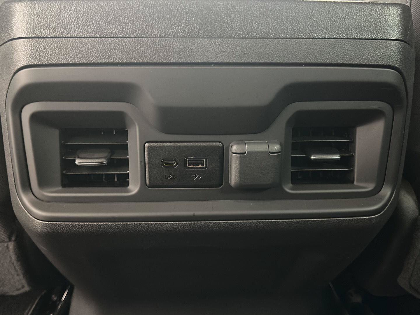 Used 2022 Chevrolet Silverado 1500 RST AWD/4WD image 19