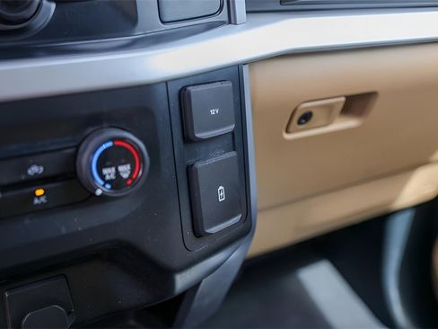 Used 2023 Ford F150 XLT image 23