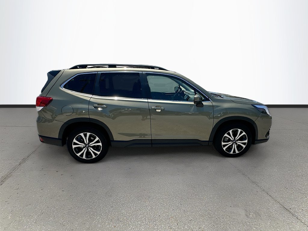 Used 2024 Subaru Forester Limited AWD/4WD image 8