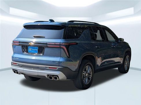 Used 2024 Chevrolet Traverse LT FWD image 6
