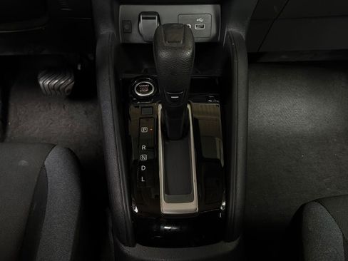 Used 2025 Nissan Versa SV FWD image 23
