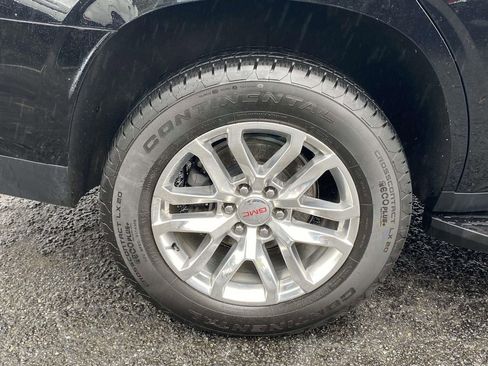 Used 2022 GMC Yukon SLT w/ SLT Luxury Package image 8