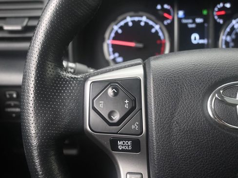 Used 2023 Toyota 4Runner Limited image 14