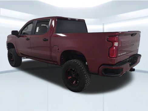 Used 2020 Chevrolet Silverado 1500 Custom w/ Custom Value Package image 5