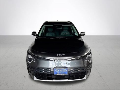 Used 2024 Kia Niro Wind w/ Wind Preserve Package FWD image 3