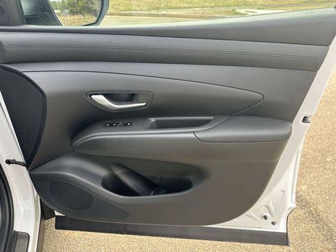New 2025 Hyundai Tucson SEL image 14