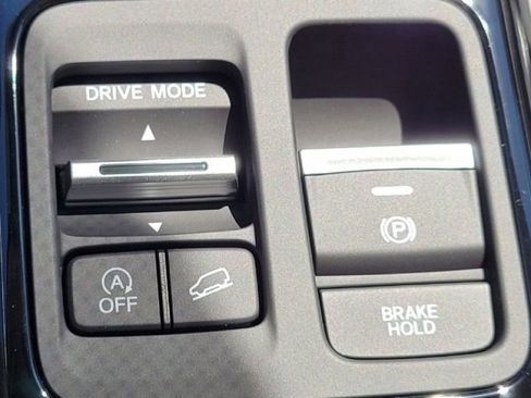Used 2025 Honda Pilot EX-L image 20