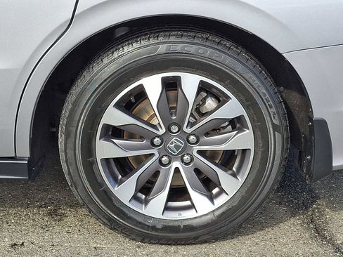 Used 2023 Honda Odyssey EX-L image 7