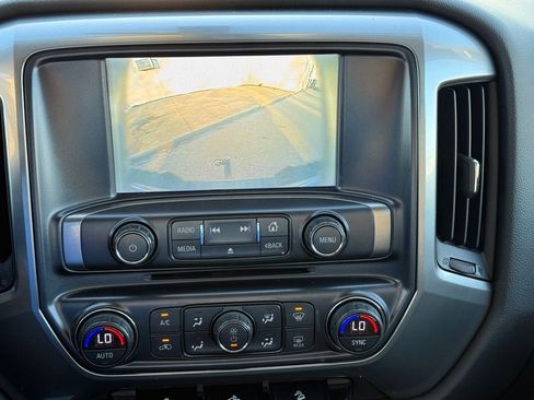 Used 2018 Chevrolet Silverado 1500 LT w/ All Star Edition image 20