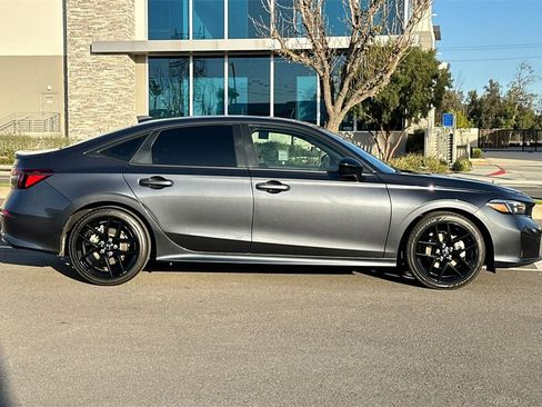 Certified 2025 Honda Civic Sport image 3