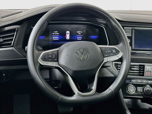 Used 2023 Volkswagen Jetta SE FWD image 18