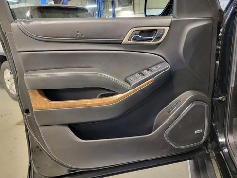 Used 2019 GMC Yukon Denali w/ Denali Ultimate Package image 11