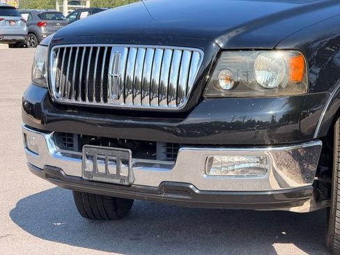 Used 2006 Lincoln Mark LT 4x4 image 6