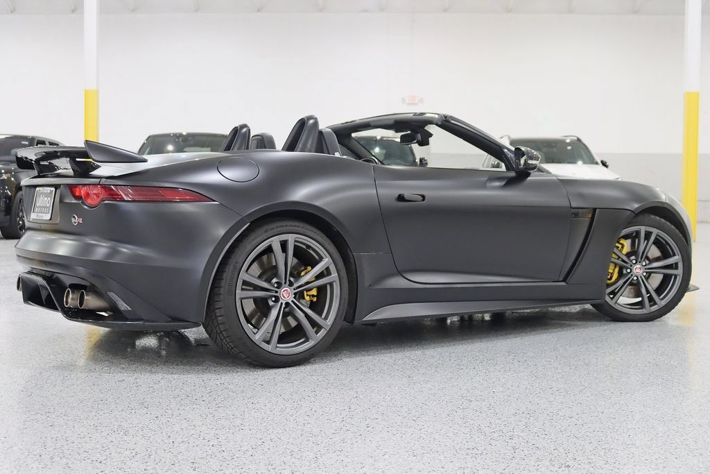 Used 2017 Jaguar F-TYPE SVR AWD/4WD image 11