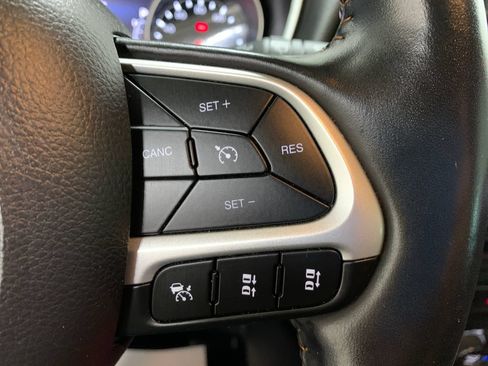 Used 2021 Jeep Compass Limited AWD/4WD image 24