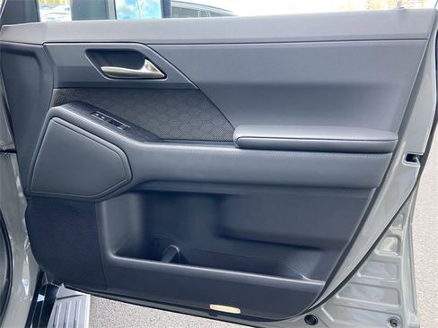 Used 2024 Lexus GX 550 image 30