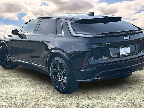 Certified 2024 Cadillac Lyriq Sport w/ Nappa Leather Package image 4