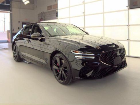 Used 2023 Genesis G70 3.3T w/ Sport Prestige Package AWD/4WD image 4
