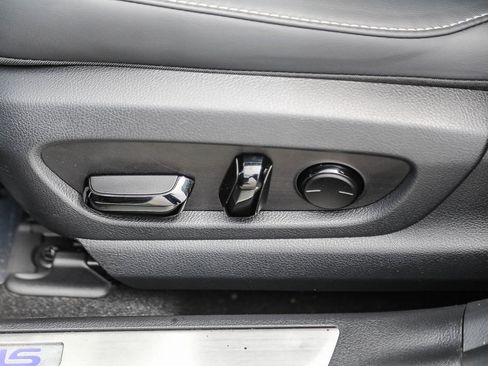 Used 2025 Lexus UX 300h FWD w/ Accessory Package (Z2) image 20