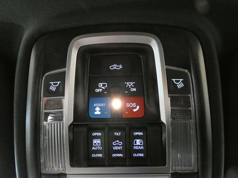 New 2026 RAM 3500 Limited AWD/4WD image 23