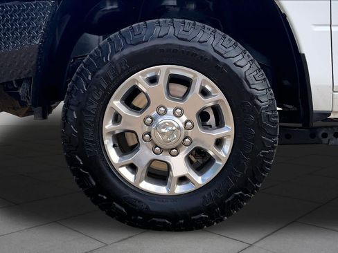 Used 2024 RAM 2500 Laramie w/ Safety Group AWD/4WD image 11
