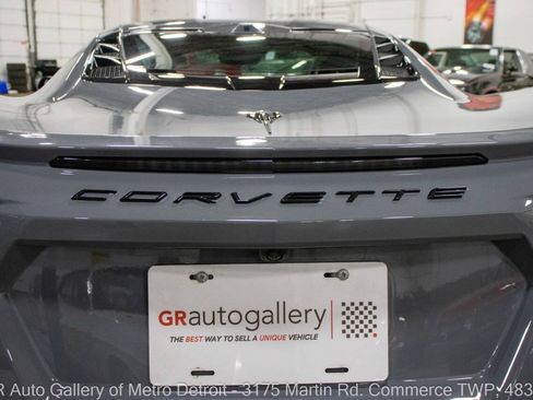 Used 2024 Chevrolet Corvette Stingray Preferred Cpe w/ 2LT RWD image 31