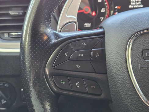 Used 2020 Dodge Charger SXT w/ Blacktop Package image 34