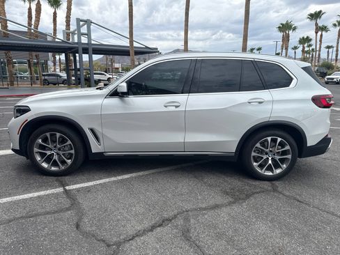 Used 2022 BMW X5 xDrive40i w/ Premium Package AWD/4WD image 8