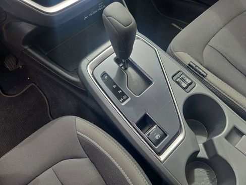 Used 2025 Subaru Crosstrek 2.0i Premium image 13