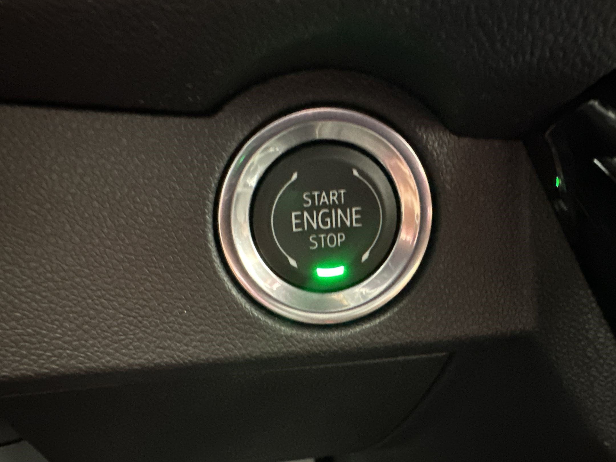 Certified 2026 Chevrolet Traverse High Country AWD/4WD image 18