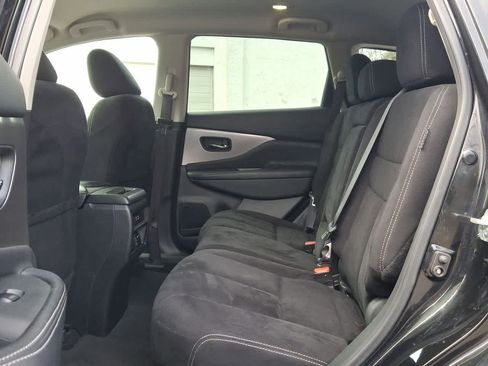 Used 2019 Nissan Murano S image 26