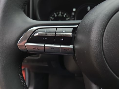 Used 2025 MAZDA CX-50 AWD 2.5 S w/ Premium Package image 18