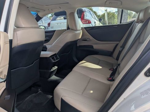 Used 2019 Lexus ES 350 w/ Premium Package FWD image 14