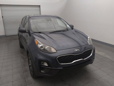 Used 2021 Kia Sportage LX AWD/4WD image 14