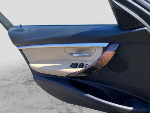 Used 2017 BMW 328d xDrive Wagon AWD/4WD image 24