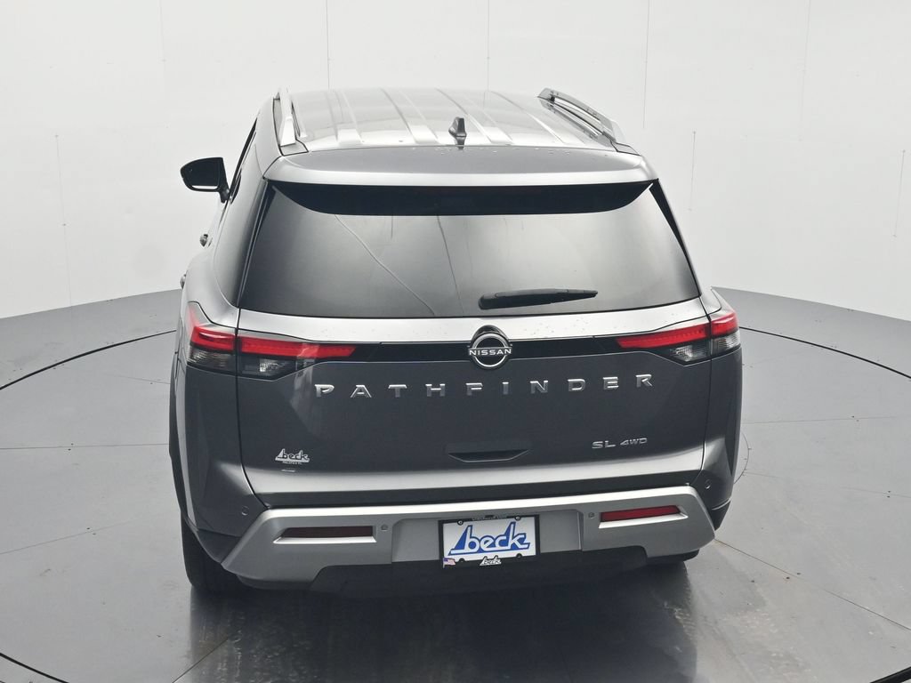 Used 2025 Nissan Pathfinder SL AWD/4WD image 34