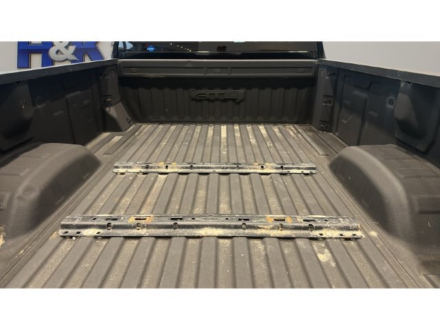 Used 2024 GMC Sierra 2500 AT4 AWD/4WD image 6