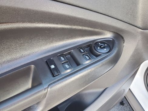 Used 2016 Ford Escape S FWD image 11